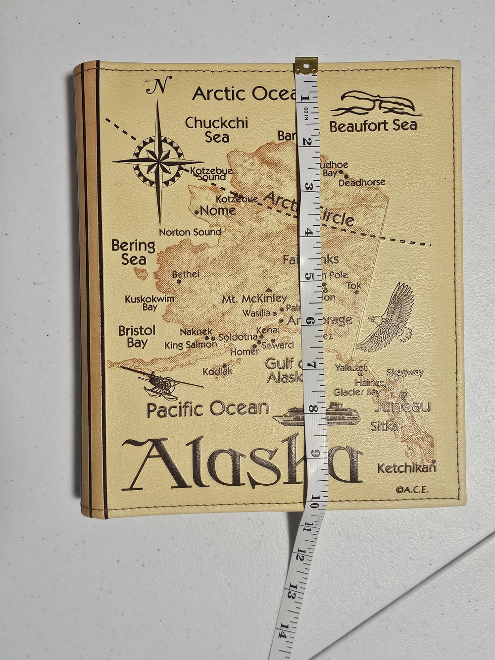 ARCTIC CIRCLE ENTERPRISES ALASKA PHOTO ALBUM HOLDS (208) 4" X 6" PHOTOS - Picture 8 of 10
